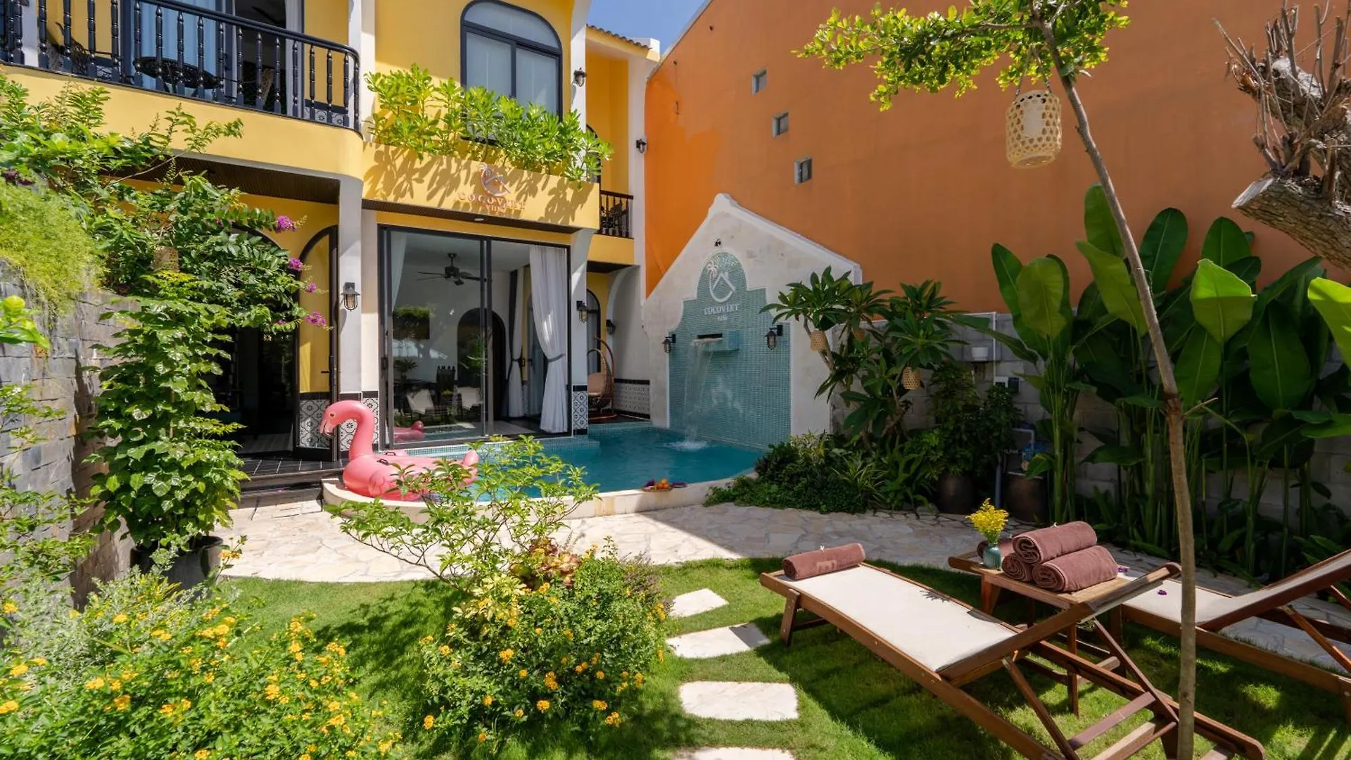 Hoian Cocoviet2 Villa - 3 Bedroom Poolside Retreat, Old Town ホイアン ベトナム