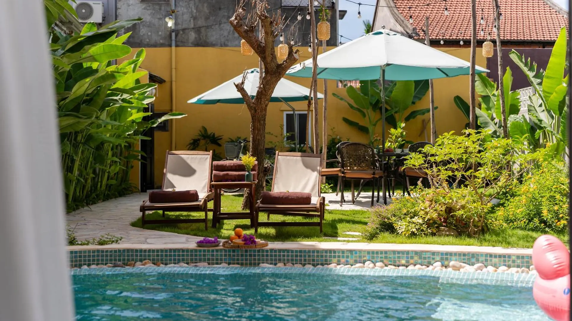 Hoian Cocoviet2 Villa - 3 Bedroom Poolside Retreat, Old Town ホイアン 0*,  ベトナム